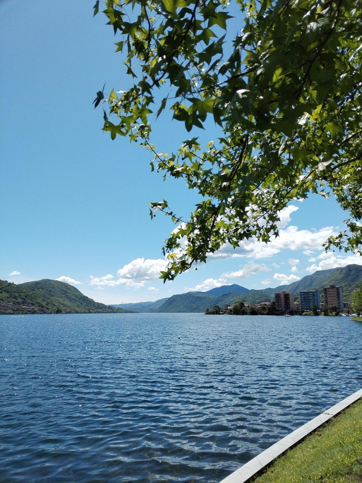 Un Balcone Sul Lago أومغنا المظهر الخارجي الصورة