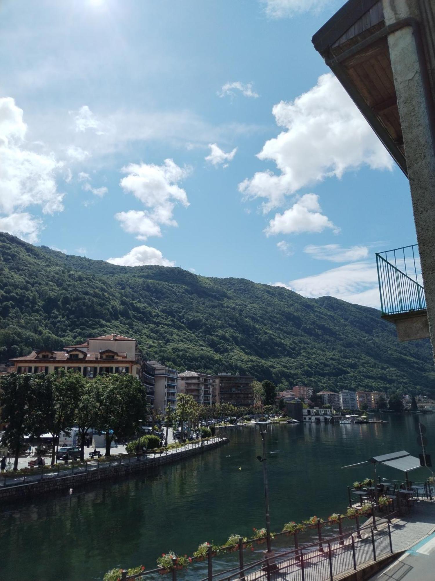 Un Balcone Sul Lago أومغنا المظهر الخارجي الصورة