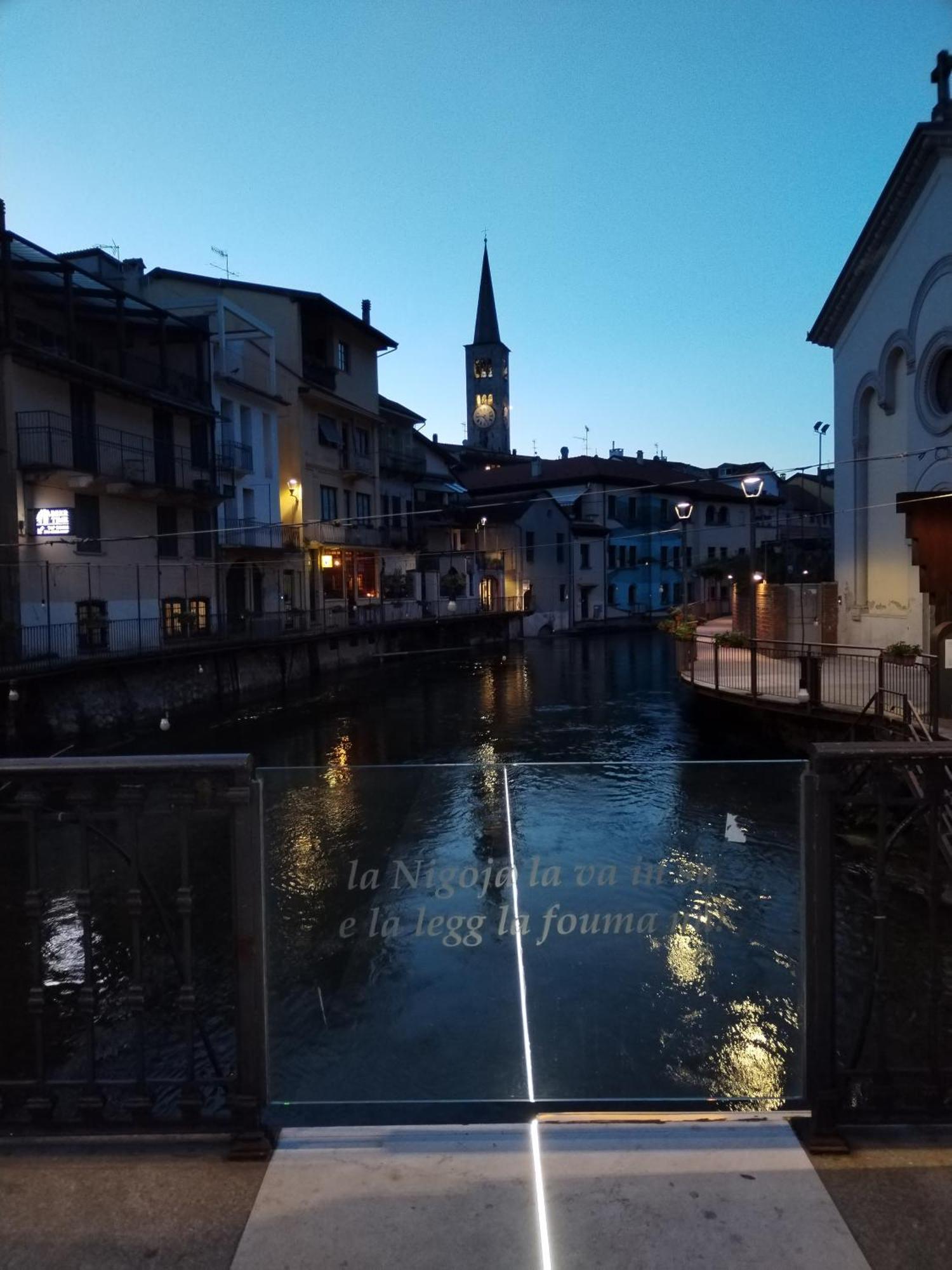 Un Balcone Sul Lago أومغنا المظهر الخارجي الصورة