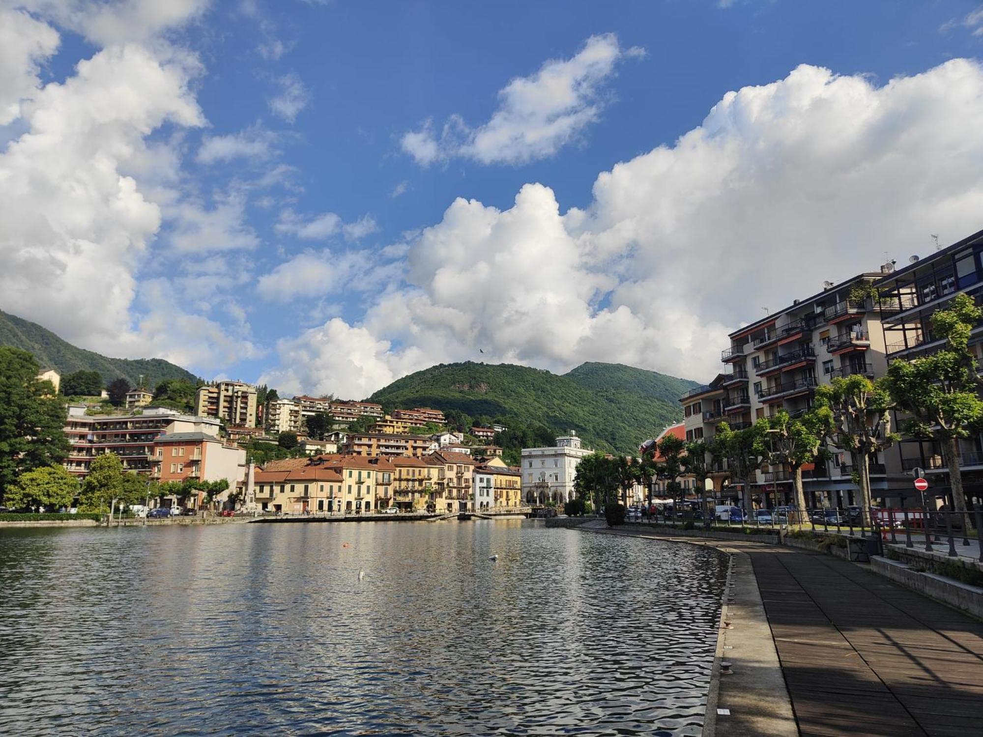 Un Balcone Sul Lago أومغنا المظهر الخارجي الصورة