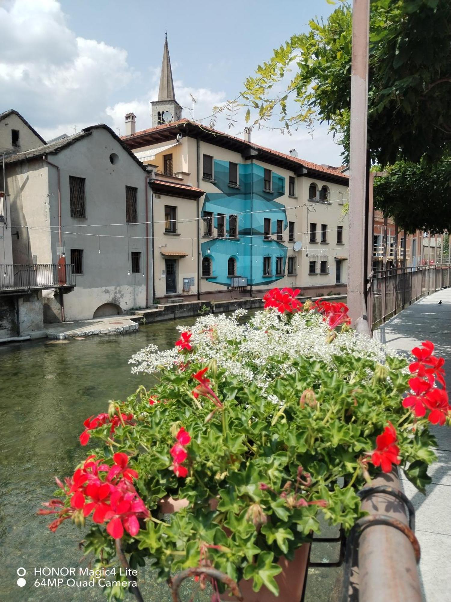 Un Balcone Sul Lago أومغنا المظهر الخارجي الصورة